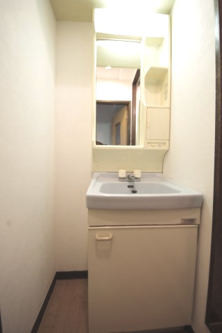 【独立洗面台】