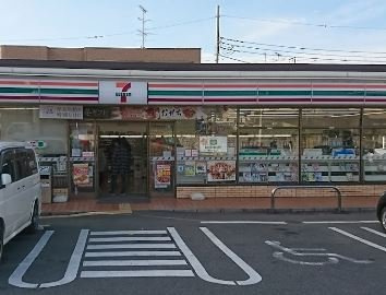 クレイノリヴェールの周辺