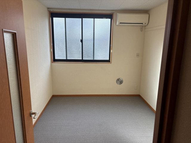 レオパレスサンガーデンの居間・リビング