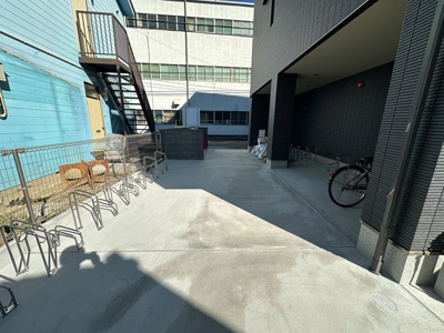 【その他共用部分】 | 【新築】Nalu Avion/ナル・アヴィオン | 敷地内に駐輪場を完備しています！自転車はちょっとした移動手段に便利ですよね！