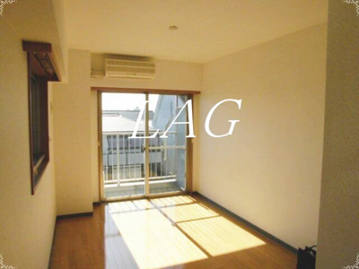 【居間・リビング】 | グッドライフ西荻 | 洋室のお部屋です。