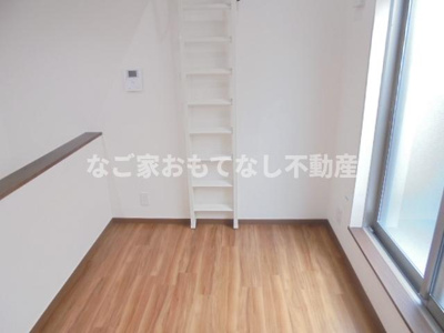 【居間・リビング】 | サニー枇杷島（Sunny枇杷島） | ※写真は別号室