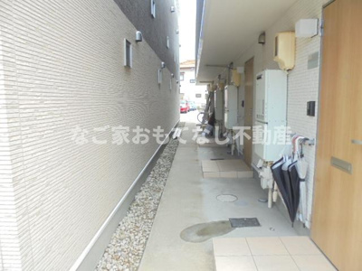 【エントランス】 | サニー枇杷島（Sunny枇杷島）