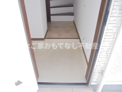 【玄関】 | サニー枇杷島（Sunny枇杷島） | ※写真は別号室