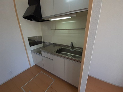 【キッチン】 | サンヒルズ楠葉 | コンパクトなキッチンで掃除もラクラク