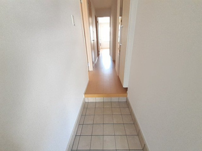 【玄関】 | サンヒルズ楠葉 | シンプルで使いやすい玄関です