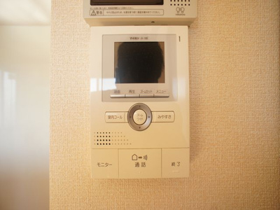 【セキュリティ】 | プライムコートA | 訪問者の確認ができるTVドアホン付きです♪