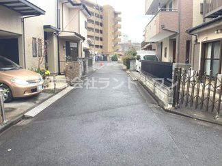 【前面道路含む現地写真】 | 所沢市東狭山ケ丘1丁目 | 接道：西側約4ｍ公道