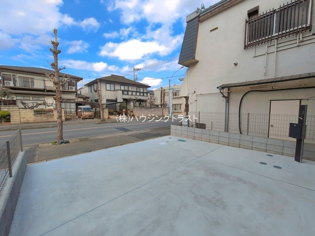 仲介手数料無料　ハートフルタウン所沢市中新井３丁目885番・新築全２棟の前面道路含む現地写真