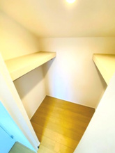 【収納】 | 洋室①　 ウォークインクロゼット☆