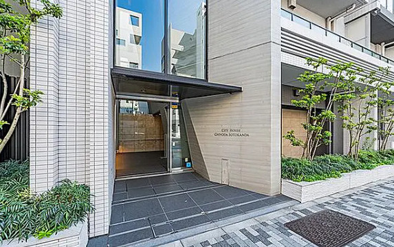 【エントランス】