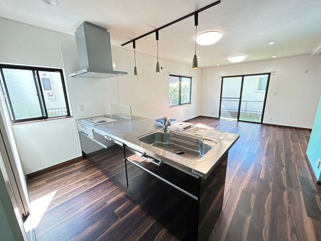 春野町南ヶ丘　中古戸建のキッチン