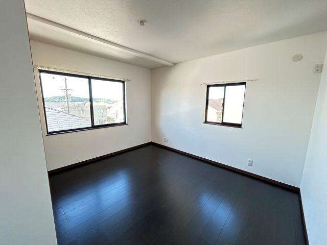 春野町南ヶ丘　中古戸建の洋室|122F