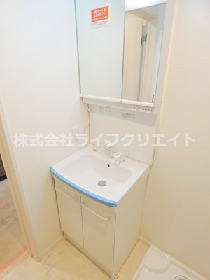 【独立洗面台】 | ヒルズ豊田 | ※102.206.306号室タイプの建築中写真。