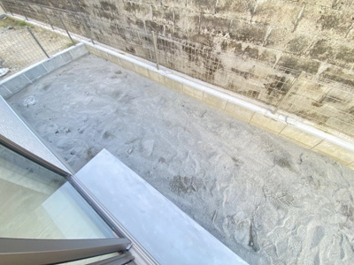 【その他】 | 那覇市具志（全7棟）F号棟 | F号棟　リビング外側♪