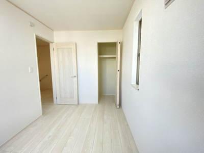 【収納】 | 那覇市具志（全7棟）F号棟 | F号棟　洋室5帖＋CL付き♪