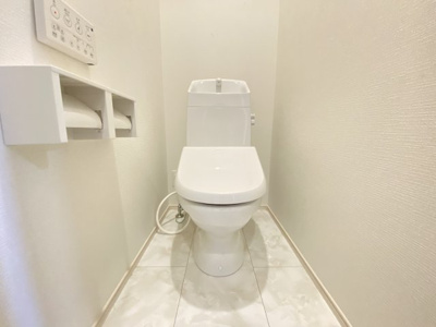 【トイレ】 | 那覇市具志（全7棟）F号棟 | F号棟　温水洗浄便座♪