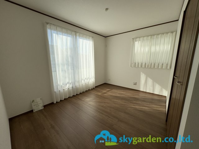 藤沢市鵠沼海岸6丁目　新築戸建　全2棟B号棟の洋室|広々とした洋室です