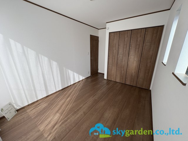 藤沢市鵠沼海岸6丁目　新築戸建　全2棟B号棟の寝室|落ち着いて過ごせるお部屋なので、寝室にいかがでしょうか