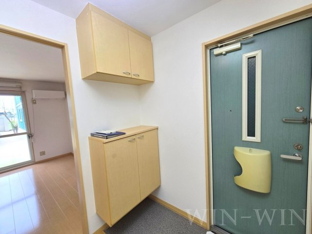 ヴィラージュルピナ A棟の玄関|イメージ（同建物内・同間取りの写真）