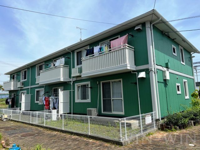 ヴィラージュルピナ A棟の外観