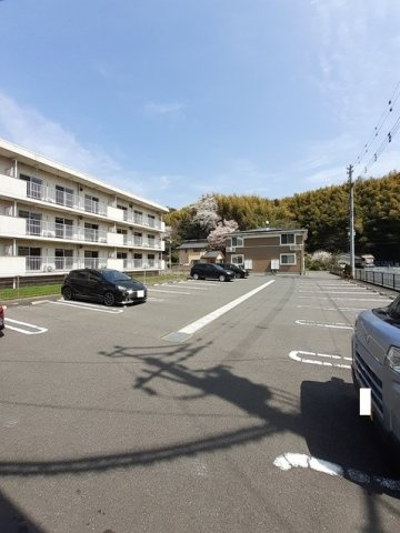 サニーコート　Ａの駐車場