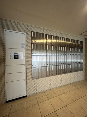 【その他共用部分】 | ドルチェヴィータ北浜 | ドルチェヴィータ北浜　宅配BOX