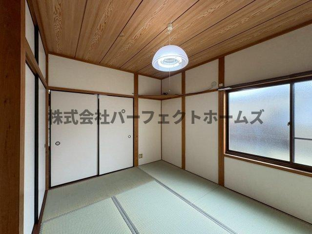 津田元町1丁目平屋　賃貸の和室|来客時にも便利な和室付き