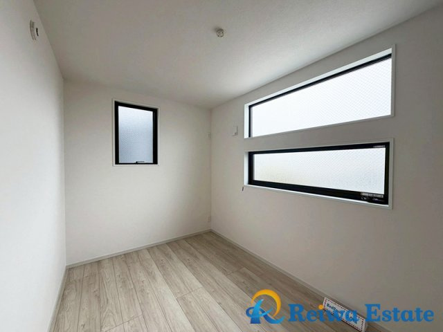 新築戸建　茅ヶ崎市若松町の洋室