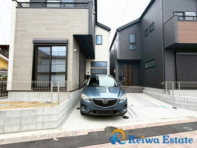 新築戸建　茅ヶ崎市若松町の駐車場|お車を所有される方に嬉しいカースペース♪