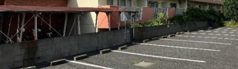 春日グリーンハイツのエントランス