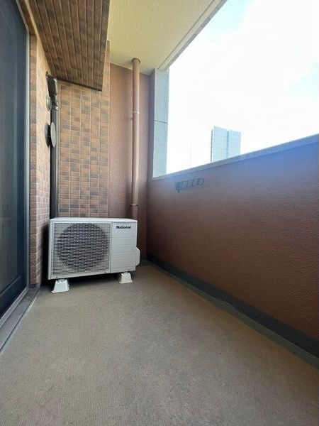 プレサンス千種駅前ネオステージのバルコニー