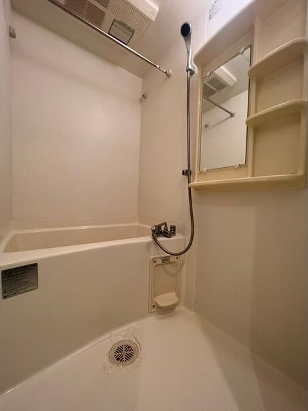 プレサンス千種駅前ネオステージの浴室