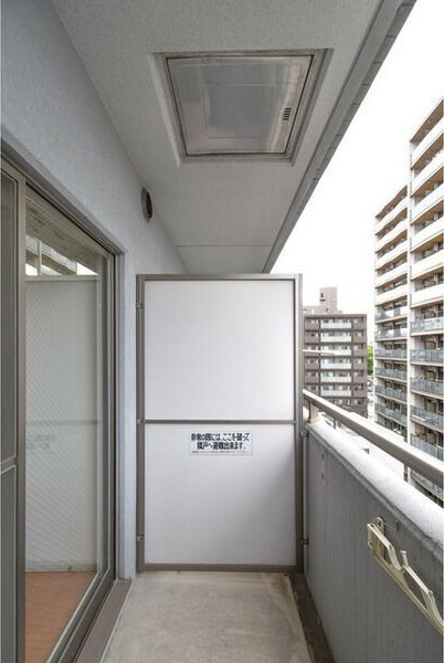レジデンス名古屋千代田のバルコニー