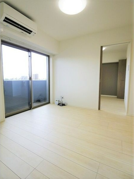 ロータス本陣通の内装