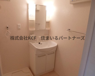 【洗面所】 | コンフォール津福 | コンパクトで使いやすい洗面所