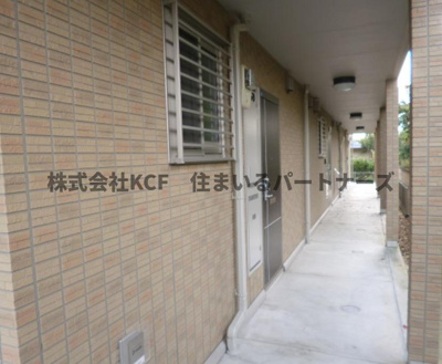 【エントランス】 | コンフォール津福