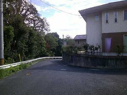 安芸区瀬野西２丁目の前面道路含む現地写真