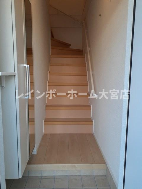 メゾン　ド　ウィズの玄関