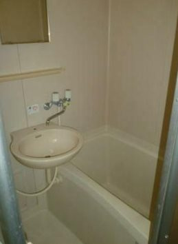 杉並区高円寺南３丁目の賃貸マンションの浴室