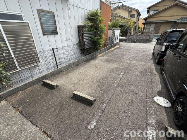 ベラソシアの駐車場