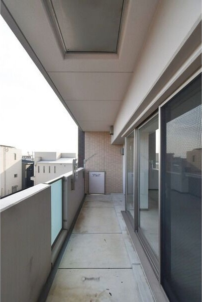 茶屋ヶ坂ライズのバルコニー