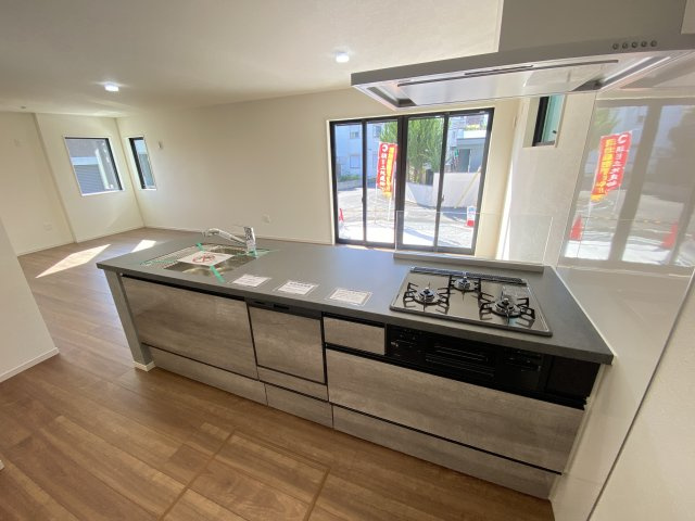 『八王子市新築戸建て』八王子市清川町4-1【仲介手数料無料】　５期のキッチン|～仲介手数料無料☆八王子ひなた不動産～　八王子市清川町　新築戸建て