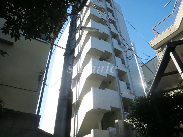 レピュア王子本町の外観|エントランス側外観です