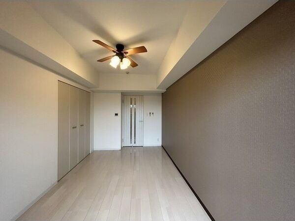 Luxe新大阪SOUTHの居間・リビング