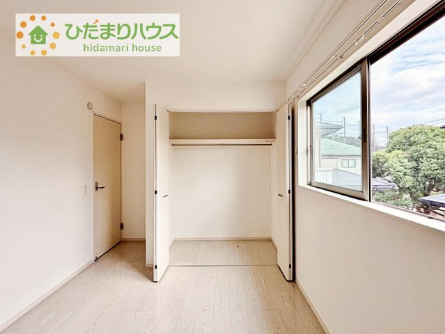 【収納】 | つくばみらい市伊奈東　中古戸建 | 全室にクローゼットが付いていて、お部屋の住空間もスッキリ広々使えそうです(^^)