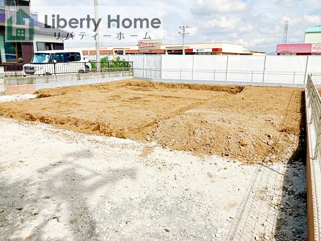 第1下妻市下妻丙　新築戸建の前面道路含む現地写真