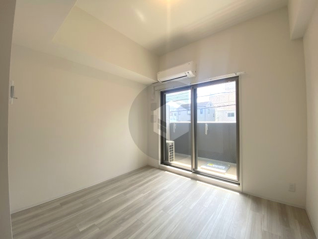 インザライフ大阪EAST RESIDENCEの居間・リビング