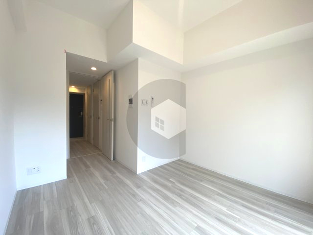 インザライフ大阪EAST RESIDENCEの居間・リビング