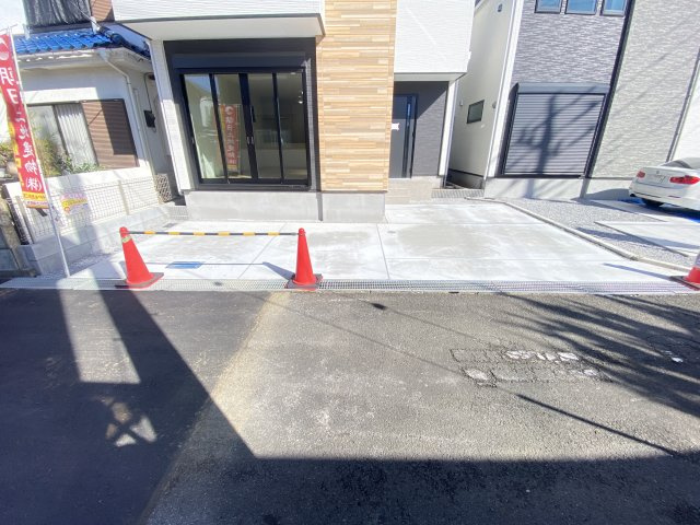 祝：成約済み　八王子市　清川町　新築戸建て　５期の駐車場|～仲介手数料無料☆八王子ひなた不動産～　八王子市清川町　新築戸建て